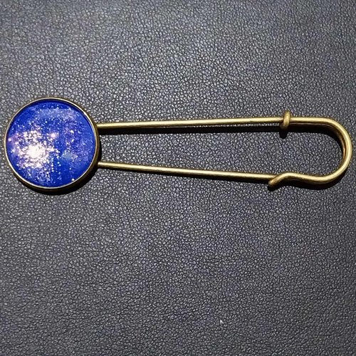 Broche épingle cabochon peint a la main