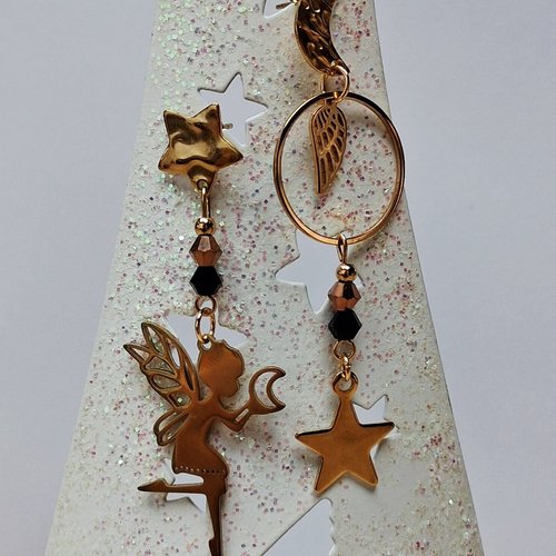 Boucles acier inoxydable dorées dépareillées "fée"