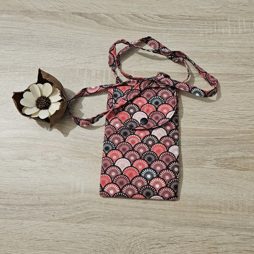 Pochette téléphone en bandoulière