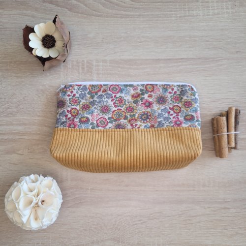 Trousse bi-matière