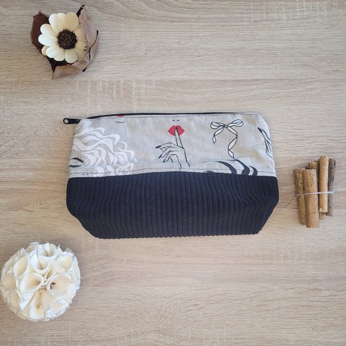 Trousse bi-matière