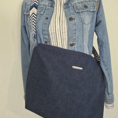 Sac en velours en bandoulière