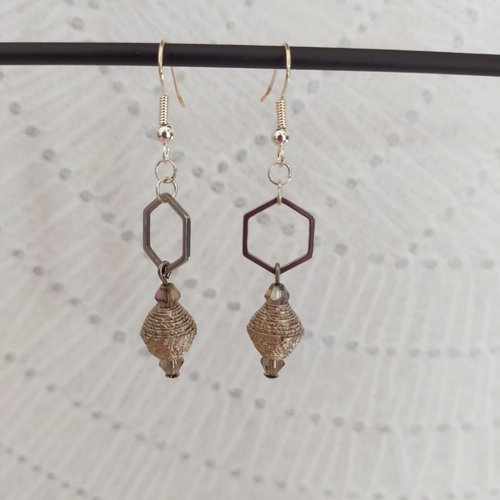 Boucles d'oreilles fantaisie perle en papier