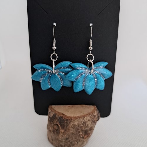 Boucles d'oreilles élégantes