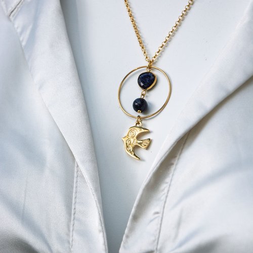Collier acier inoxydable pvd or fin 24k et blue sand stone 46 cm "envol" assembler mains (a878)