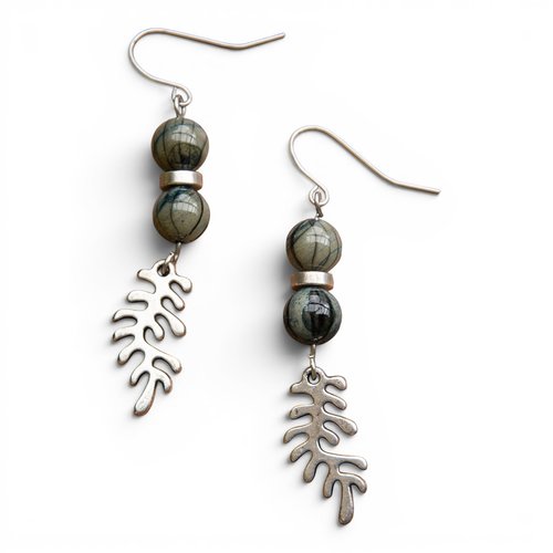 Boucles d'oreilles coquillage vert et metal argente antique 59 mm bijoux femme assembler mains déstockage "thalassa"