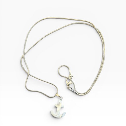 Collier "catallena" code : destock50 plaqué argent et nacre 56 cm bijoux femme assembler mains (635)