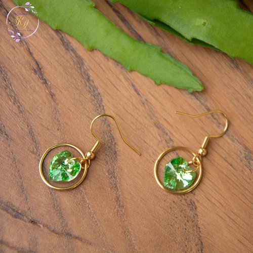 Boucles d'oreilles "crystalina" code : destock50 acier 316l et cristal autrichien 3,1 cm bijoux femme assembler mains (a732)