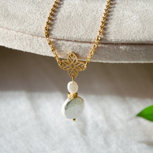 [déstockage -50%] collier "kalicia" acier 316l doré perle d'eau douce 38 cm bijoux femme assembler mains (a750)