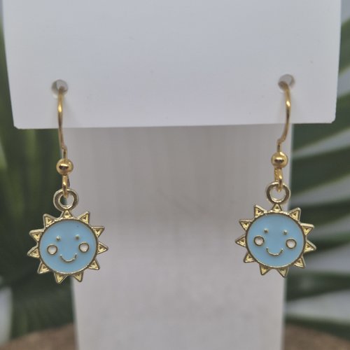 ​️ boucles d'oreilles "happy sun" – émail bleu ciel & doré