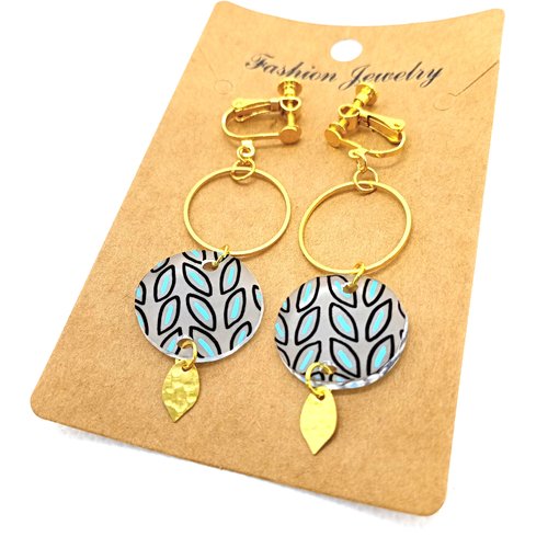Clips d'oreilles *bria* en laiton doré avec pendentifs en acrylique *fait main*