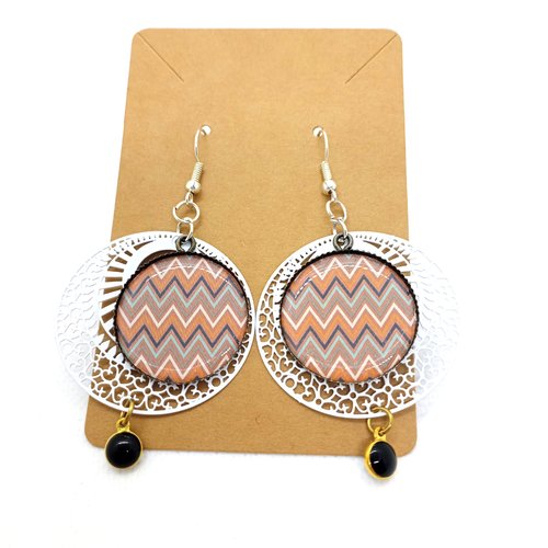 Boucles d'oreilles *anaïs* en métal argenté avec pendentifs recouverts de cabochons en résine