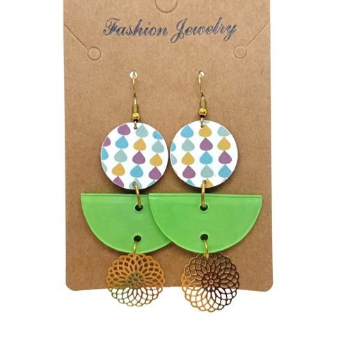 Destockage boucles d'oreilles en laiton doré avec pendentifs recouverts de papier verni
