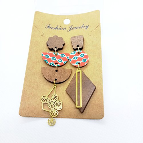 Boucles d'oreilles asymétriques *deborah* avec pendentifs en bois et en acrylique fait main