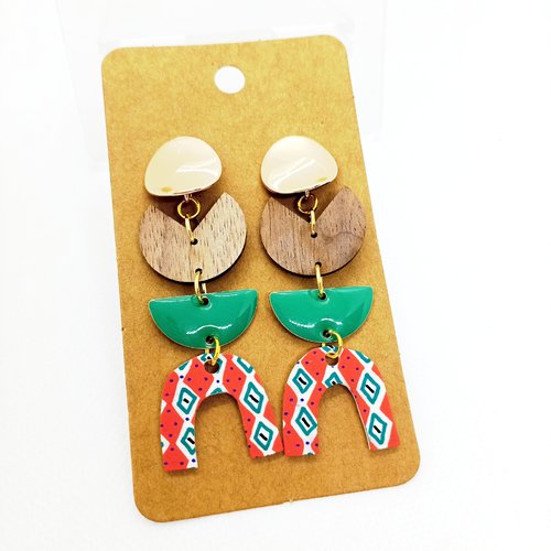 Boucles d'oreilles *becky* avec pendentifs en bois et en acrylique fait main