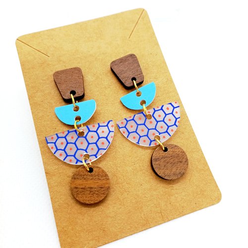 Boucles d'oreilles *ania* en laiton doré avec pendentifs en bois et acrylique fait main