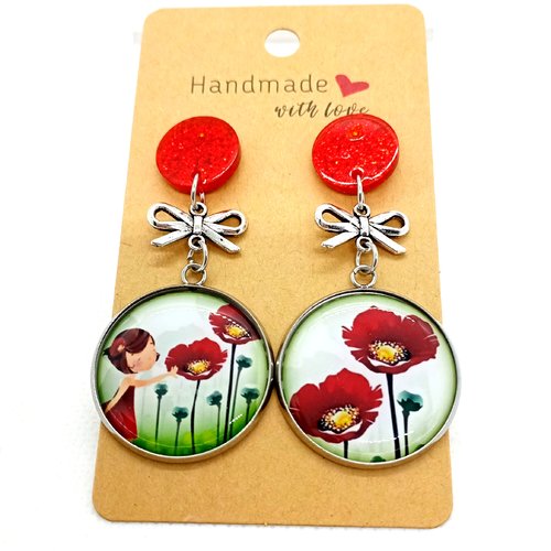 Boucles d'oreilles avec cabochons en résine