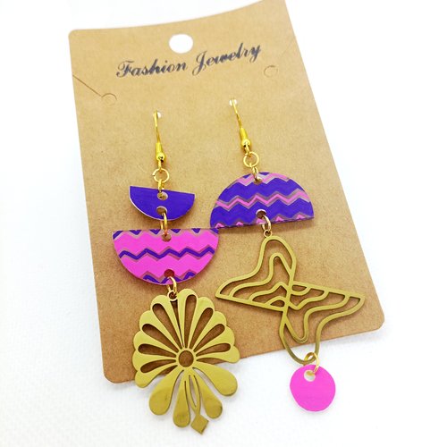 Boucles d'oreilles asymétriques en acier inoxydable doré avec pendentifs en acrylique fait main