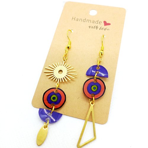 Boucles d'oreilles asymétriques