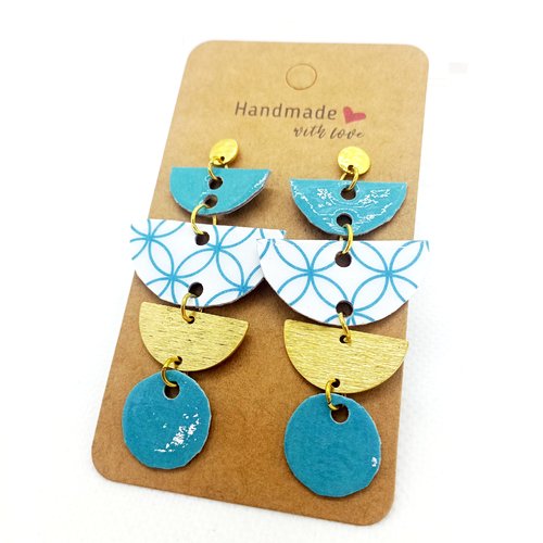 Boucles d'oreilles en papier résiné