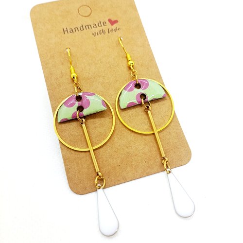 Boucles d'oreilles en papier résiné