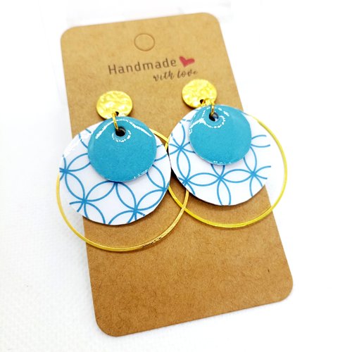 Boucles d'oreilles en papier résiné