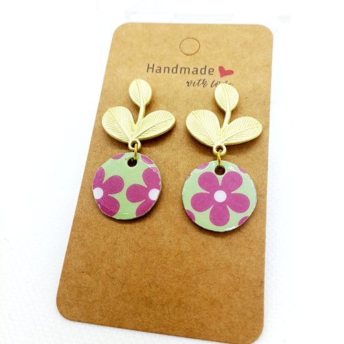 Boucles d'oreilles en papier résiné