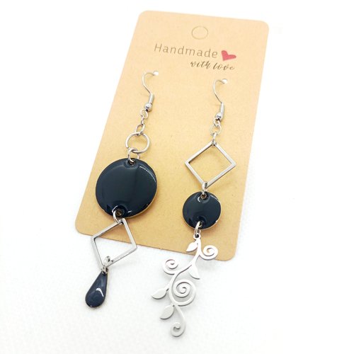 Boucles d'oreilles asymétriques en acier inoxydable