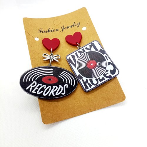 Boucles d'oreilles fantaisie asymétriques