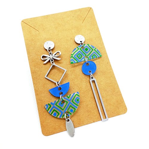 Boucles d'oreilles pendantes asymétriques