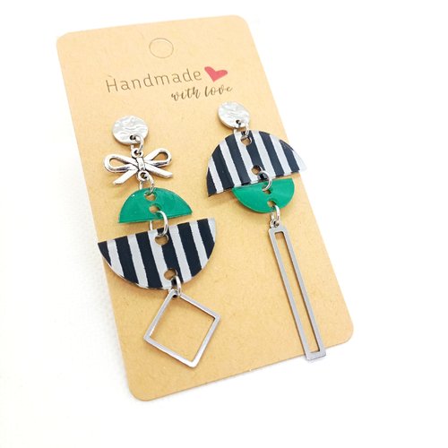 Boucles d'oreilles pendantes asymétriques