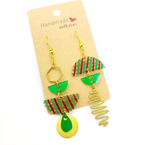 Boucles d'oreilles pendantes asymétriques
