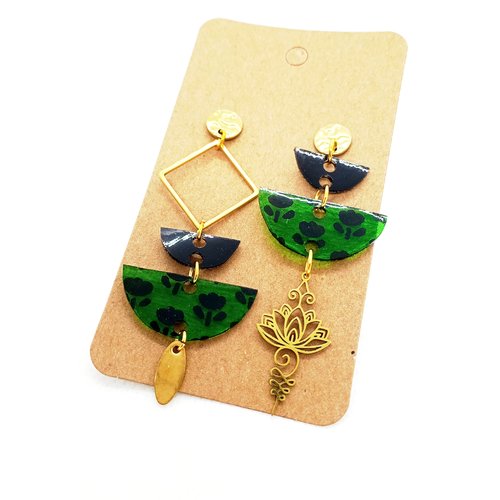 Boucles d'oreilles pendantes asymétriques