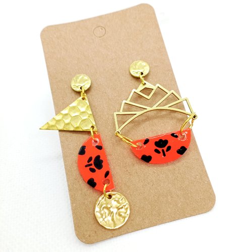 Boucles d'oreilles pendantes asymétriques