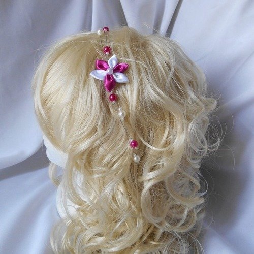 Bijoux 2 en 1 accessoire de coiffure et collier avec fleur en satin double couleur blanc et fuchsia 