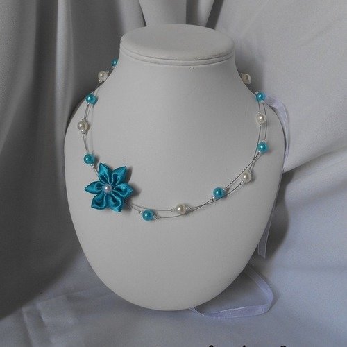 Bijoux 2 en 1 accessoire de coiffure et collier avec fleur en satin bleu turquoise fonce 