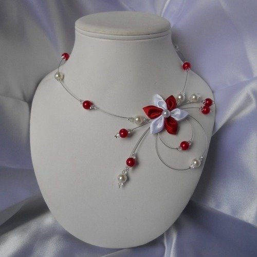 Collier juliette avec fleur en satin rouge et blanche et perles swarovski 