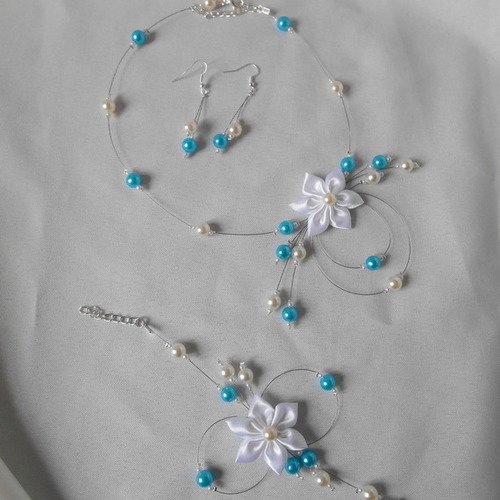 Parure athena  pour enfant 3 pièces, collier, bracelet & bo en turquoise et blanc 