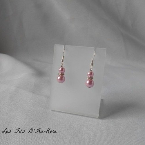 Boucles d'oreille " azur " avec perles nacrée rose poudré 