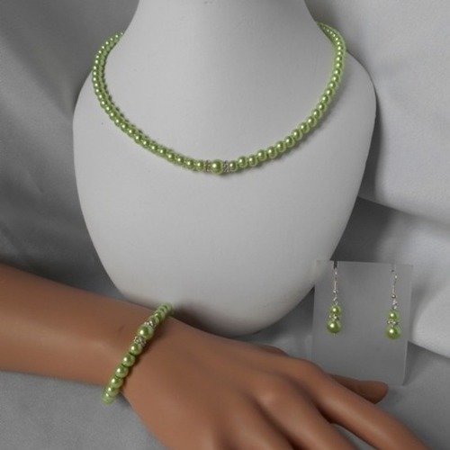 Parure mariage "chloe " 3 pièces, collier, bracelet & bo en perles nacrée vert claire 