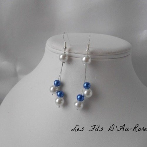 Boucles d'oreille "lyra" avec perles blanche & bleu roi 