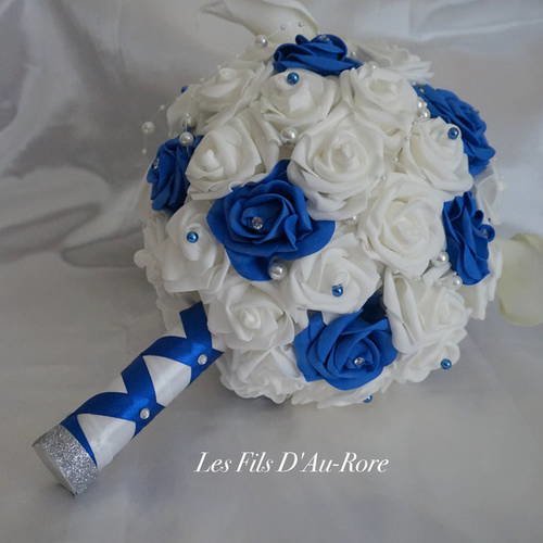 Bouquet mariée charlyne en bleu roi & blanc