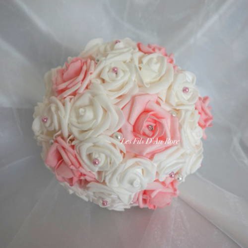 Bouquet mariée romeo en blanc, rosé poudré & argenté