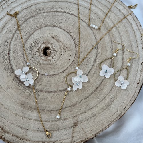 Parure mariage camberra 3 pièces avec pétales de fleurs d'hortensia