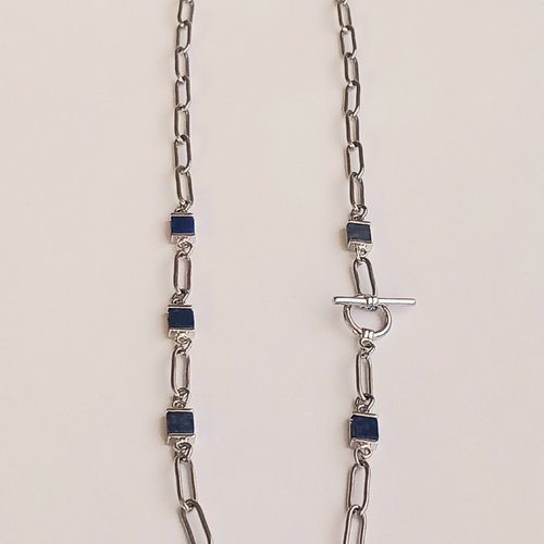 Collier artisanal graphique, maillons et pierres naturelles