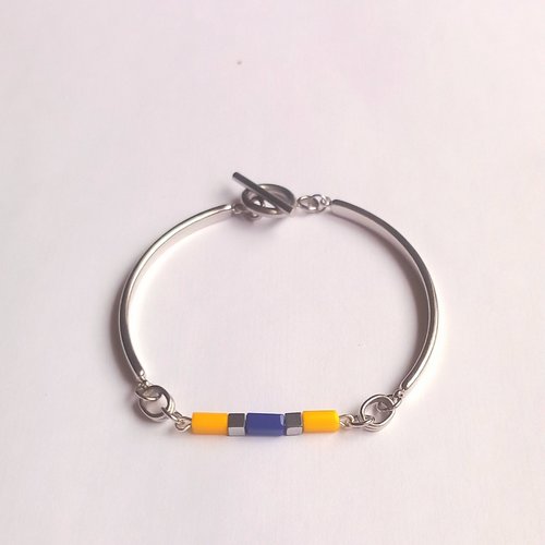 Bracelet femme graphique, demi joncs
