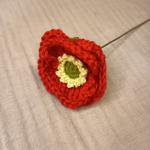 Fleur au crochet, pavot