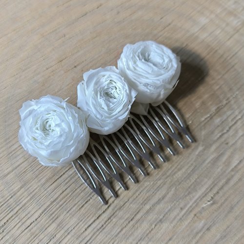 Pince 10 pics coiffure mariage mariée bohème chic nature champêtre roses éternelles blanches
