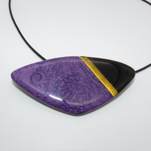 Collier "de violet et d'or"