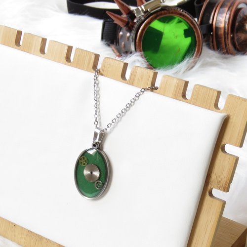 Collier green oval – steampunk